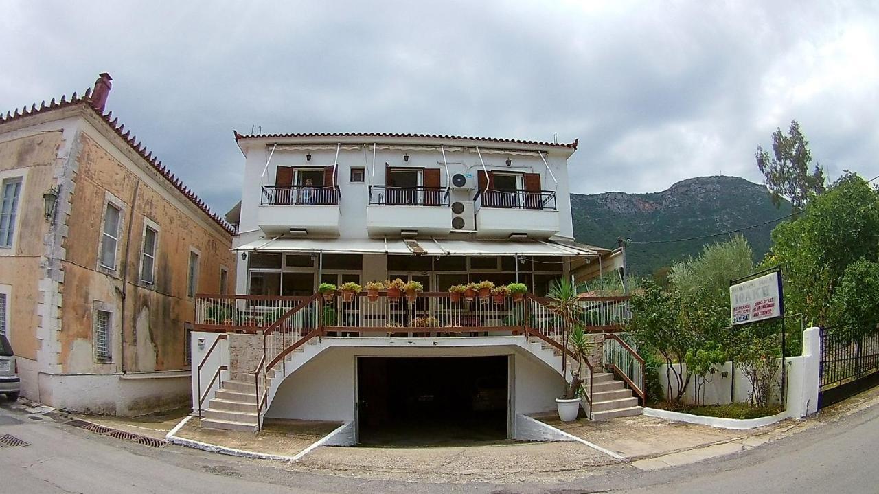 Leonidio Rocks Bed and Breakfast Buitenkant foto