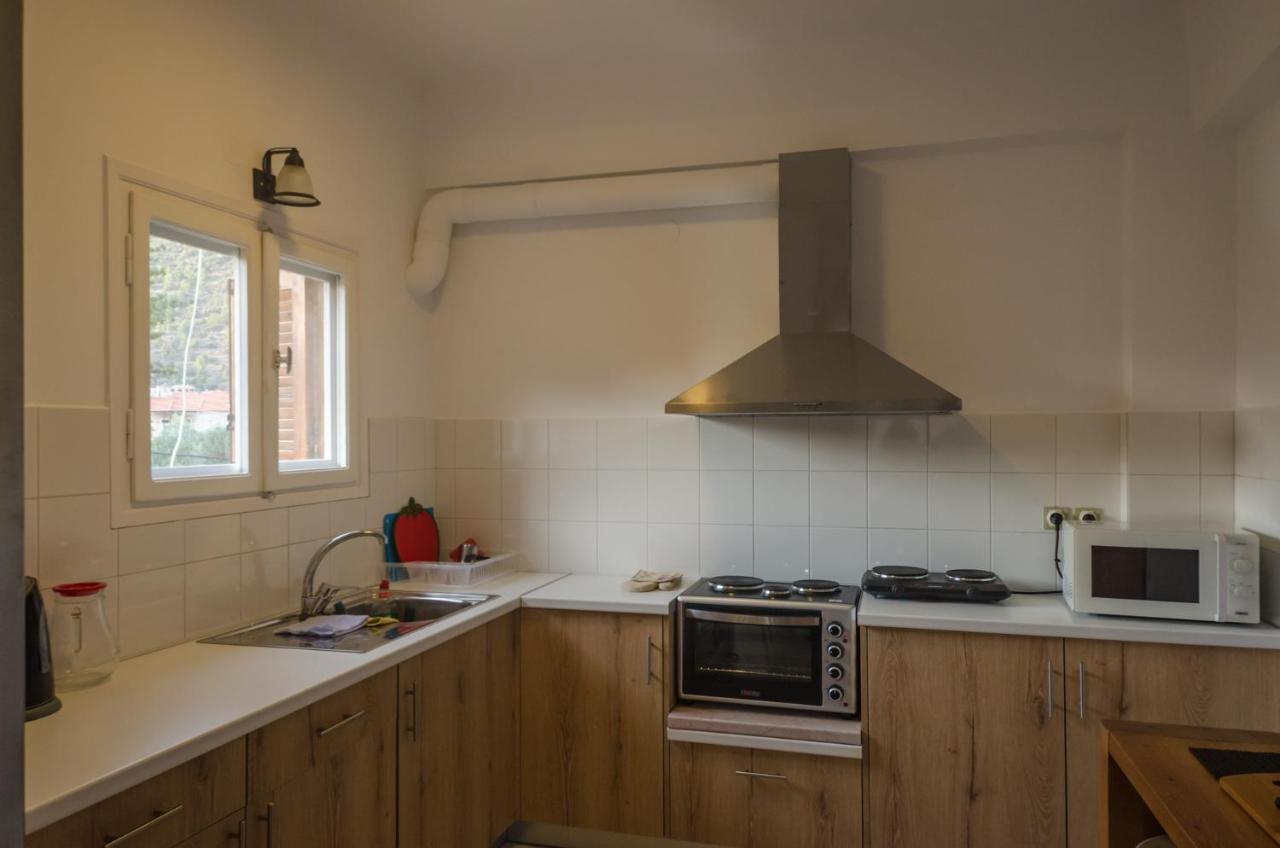Leonidio Rocks Bed and Breakfast Buitenkant foto